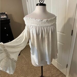 E2 Off shoulder white top size small.